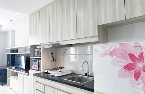 Cikarang Apartment | Spacious and Comfort Studio Apartment at Azalea Suites