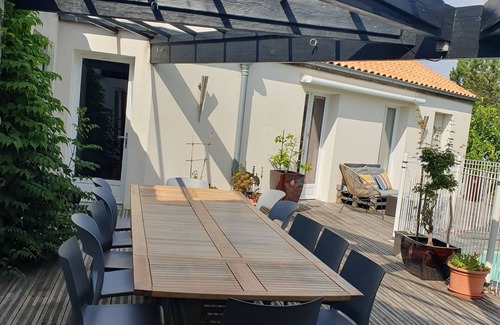 Angoulins House | Spacious and quiet house with heated pool in Angoulins