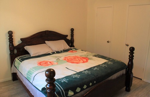 Taylor Lake Village House | Spacious and relaxing 4-bedroom Coastal House