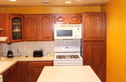 North Buffalo Apartment | Spacious apartment in Buffalo