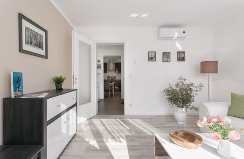 Strehlen Apartment | Spacious apartment in the heart of the beautiful city of Dresden.