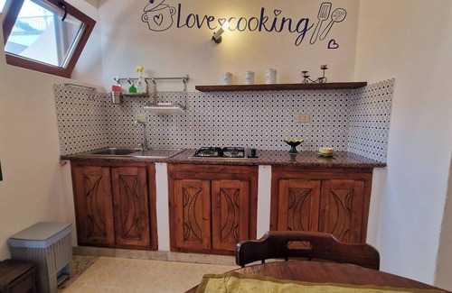 Kamma Apartment | Spacious apartment in villa with pool