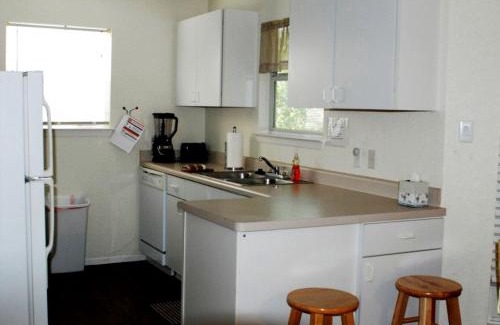 New Braunfels House | Spacious Cabin Rental Overlooking the Guadalupe River near Austin, Texas