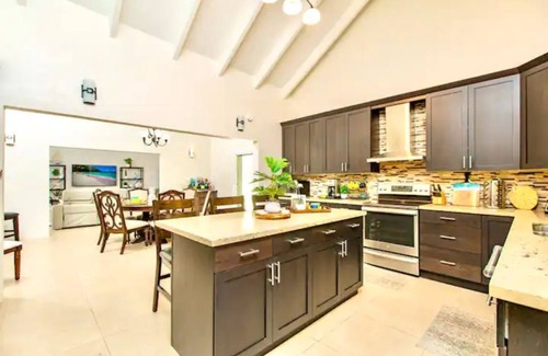 Christiansted House | Spacious Caribbean Paradise sleeps 12 St CroixUSVI