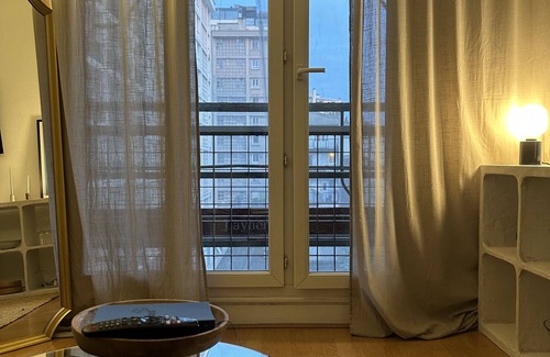 Republique–Point-du-Jour Apartment | Spacious charming studio ideal couples or families