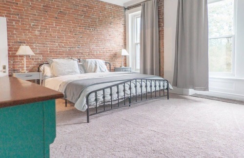 Benton Park House | Spacious & Comfy in the heart of STL