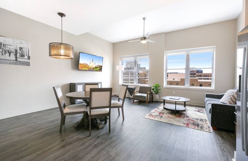 Central Business District Apartment | Spacious Condo near Local Favorite Spots