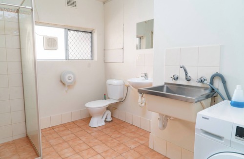 Rivervale Apartment | Spacious & Cosy Self-contained Apartment