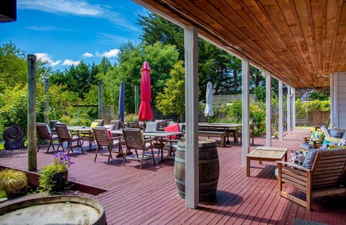 Martinborough House | Spacious Country Home - a place for family, friends or colleagues to gather.
