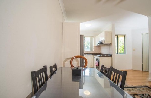 Redfern Apartment | Spacious & Cozy APT@Heart of Redfern Closes to CBD
