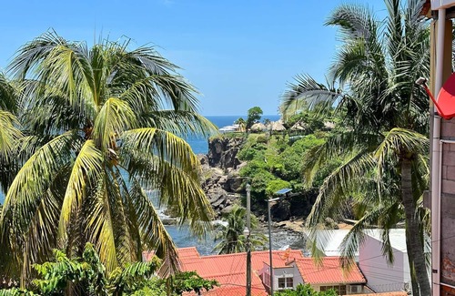 Tamanique House | Spacious Cozy Beachhouse in Atami!