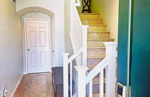 Bayshore Heights Apartment | Spacious & Cozy Home 3BD 2BA Near SF