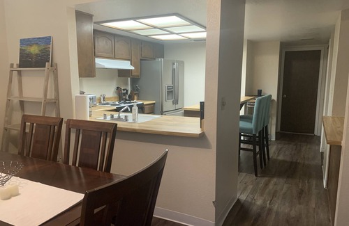 West Sacramento House | Spacious, cozy, quiet, safe, & lovely place to stay! Great location!