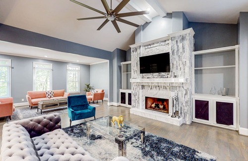 Roswell House | Spacious, dog-friendly home with home theater, game room & 2 kitchens