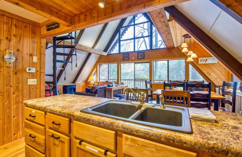 Franklin Cabin | Spacious, dog-friendly A-frame cabin with a furnished deck, gas fireplace, & AC
