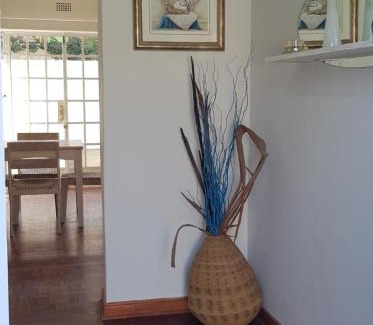 Greater Johannesburg Metropolitan Area Apartment | Spacious Duplex in Central Sandton