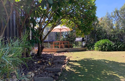 Surfdale House | Spacious, family friendly house with sea views