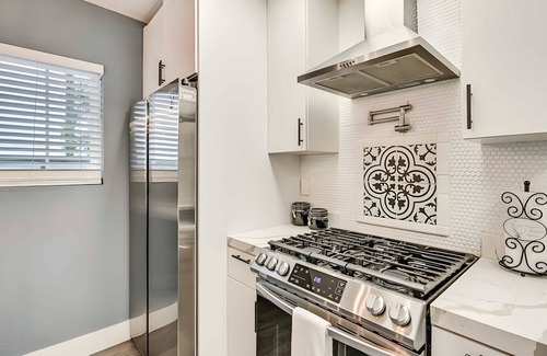 San Ysidro House | Spacious Family Getaway w/Grill, Firepit & Patio