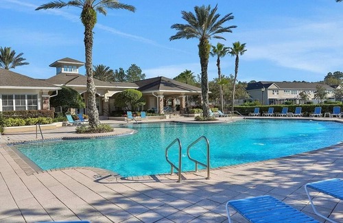 Deerwood House | Spacious Family Lodging on Florida's First Coast