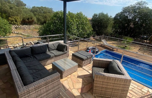 San-Gavino-di-Carbini House | Spacious villa with private pool 10 minutes from the beaches