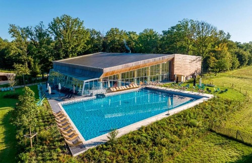 Maubray Villa | Spacious Getaway with Nature