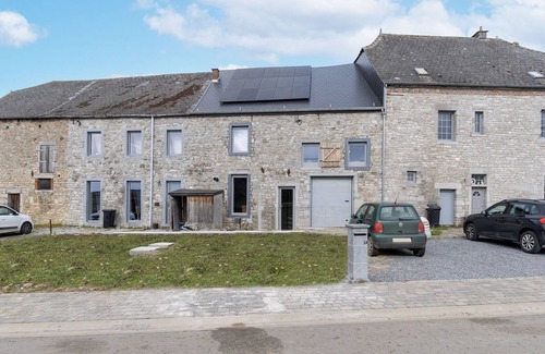 Doische House | Spacious holiday home in Doische with private pool
