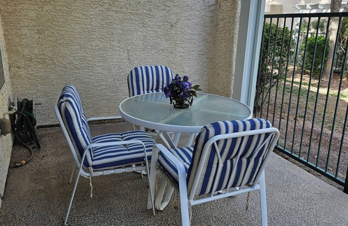 Spring Valley House | Spacious Home, 2 car garage, patio, 2 bedrooms + Loft, quiet complex