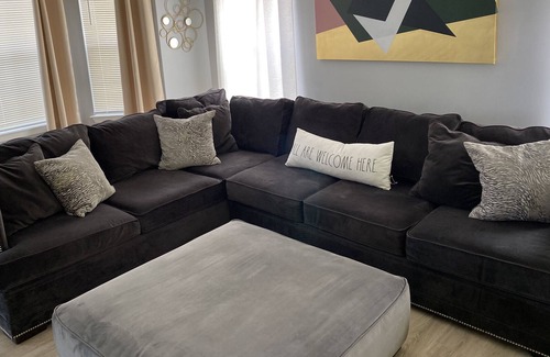 Ellenwood House | Spacious Home Away from Home!