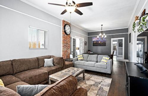 West Colfax House | Spacious Home By Sloans Lake W Rooftop Patio