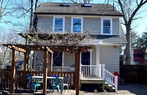 Highland Park House | Spacious home near Rutgers University with bonus loft