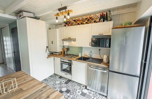 Lestonat - Monsejour House | Spacious home w/garden in Bordeaux