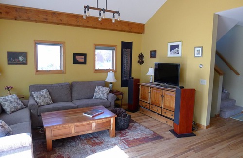 Crested Butte South House | Spacious home with mountain views