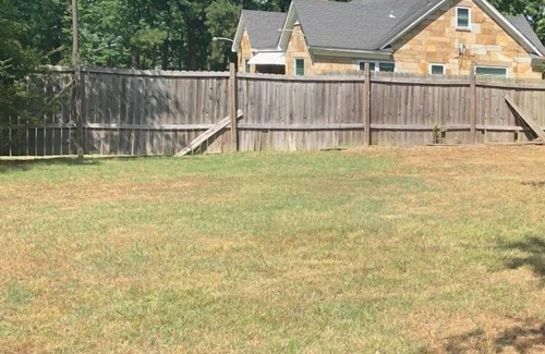 Whitehaven House | Spacious Home with Large Backyard Minutes from Graceland and Downtown Memphis
