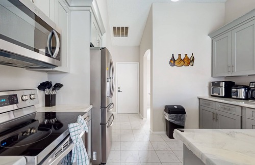 Indian Ridge House | Spacious home with private pool, patio, board games, and ping -pong table