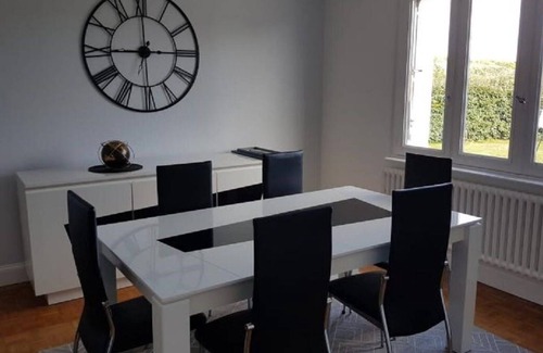 Plovan House | Spacious house 800m from the superb Penhors beach. 8P. 150 m2