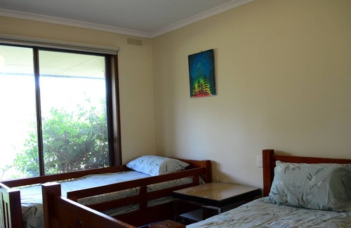 Mount Clear House | Spacious house for large family-close to Sovereign Hill @Mount Clear