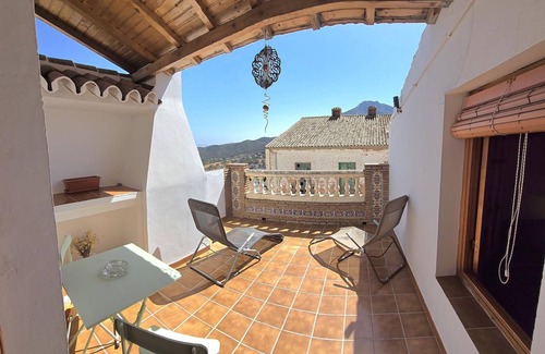 Carratraca Cottage | Spacious house in Carratraca with WiFi and air conditioning