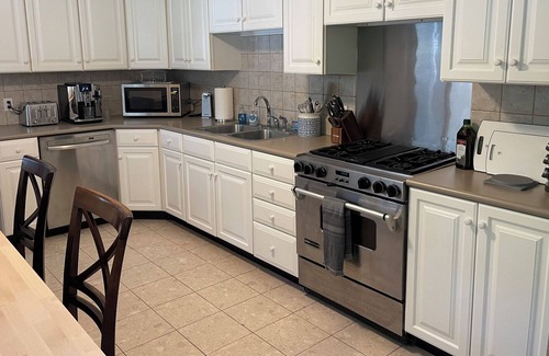 Warsaw House | Spacious Lake Access Property - Ideal Corporate Housing