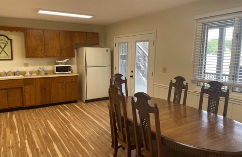 Cicero House | Spacious Lake Front Home with Private Dock On Lake Morse- AMAZING VIEWS!