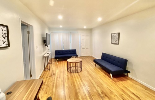 Norma Triangle Apartment | Spacious lux 2 bedroom Apt in TOP location in LA!