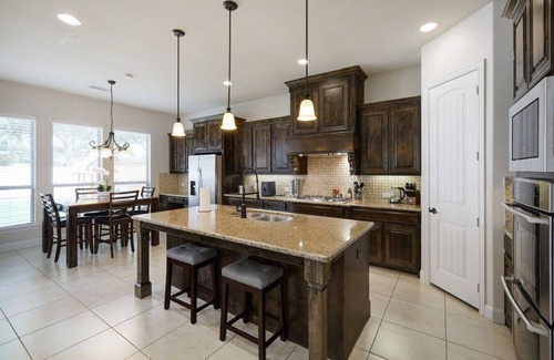 Frisco Apartment | Spacious & Luxe, 5 Star Neighborhood, Movie Theatr