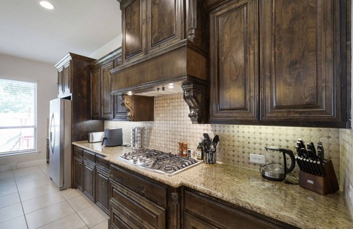 Frisco Apartment | Spacious & Luxe, 5 Star Neighborhood, Movie Theatr