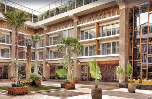 North Legian Apartment | Spacious Modern Suite with Free Minibar Items (T Sand Suite17)