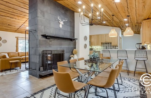 Morrison Cabin | Spacious Mountain Getaway W/ Game Room