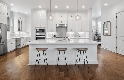 Mueller House | Spacious Mueller family home
