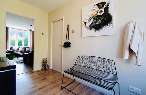 Dernier Sou Apartment | Spacious new apartment at the foot of the cathedral!