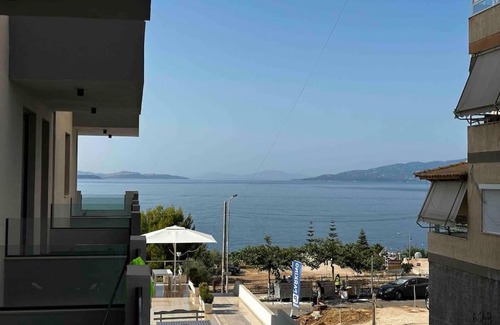 Kodrra Apartment | Spacious New Apartment at a Seaside Residence Sarande