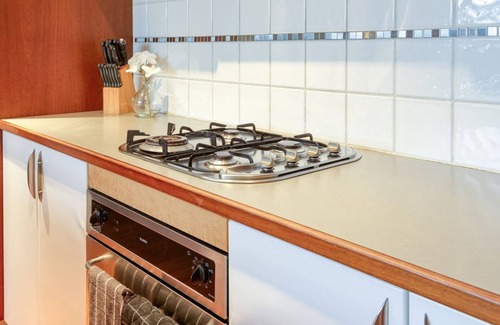 West Perth Apartment | Spacious New York Style Loft with Balcony