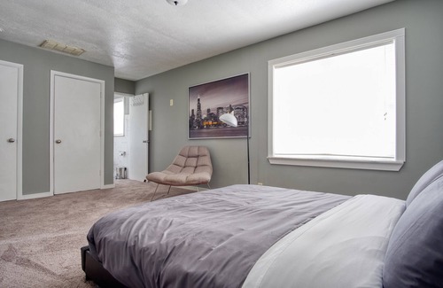 Mapleton/Fall Creek Apartment | Spacious Newly Renovated 2Bd, Great Location!