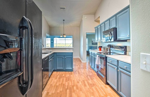 Ocala House | Spacious Ocala Home w/Lanai & Private Pool!